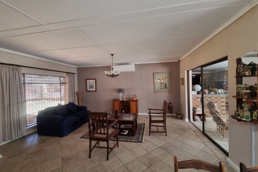 4 Bedroom Property for Sale in Stilfontein Ext 4 North West